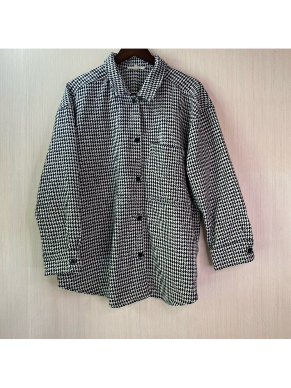Copper Key Black/White Houndstooth Button-Up Shacket Size Medium